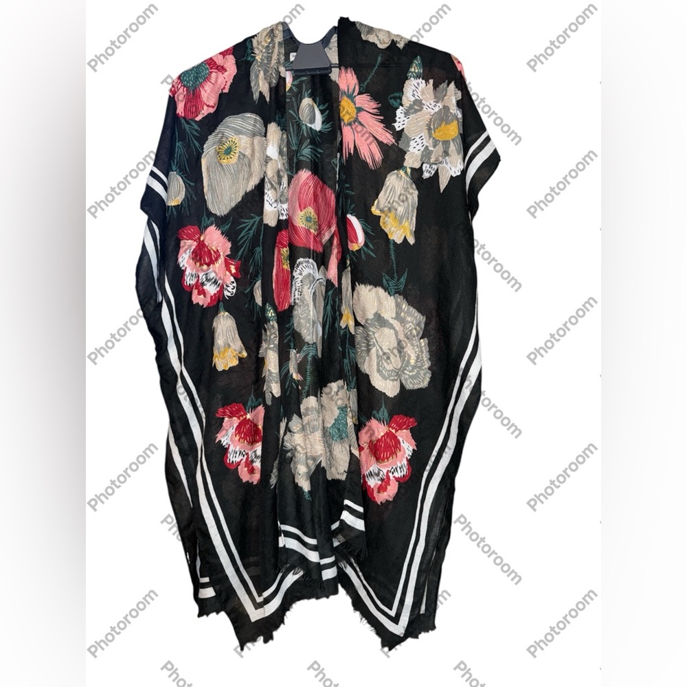 Woven Heart Floral Kimono, Size One Size